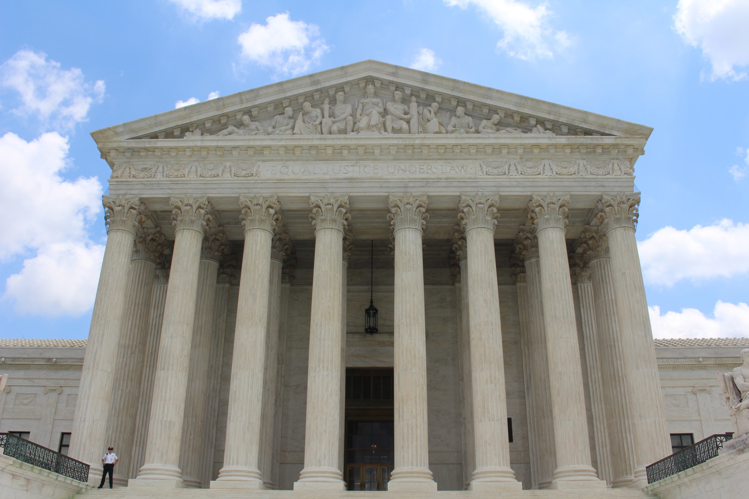 Image of the U.S. Supreme Court building in Washington, DC.