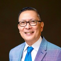 headshot of Leo Pagarigan